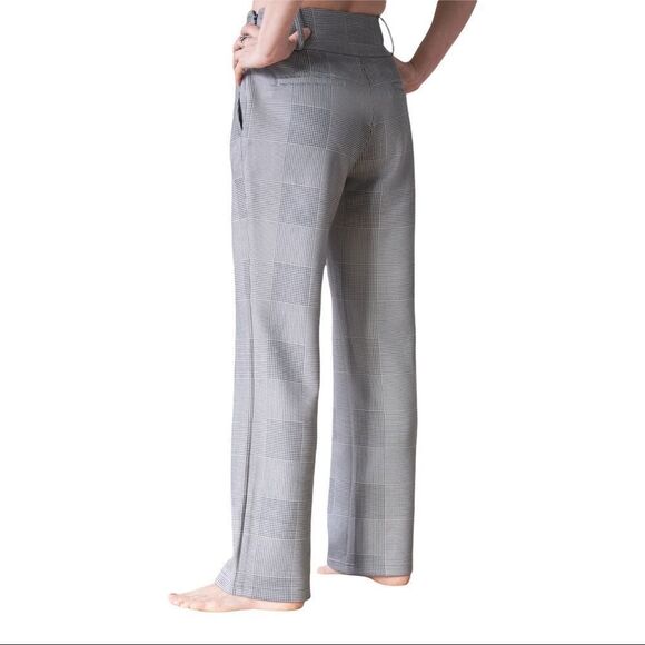 nwt Lezé The Label Plaid Palazzo Relaxed Straight Leg Pants Size M - Picture 3 of 6